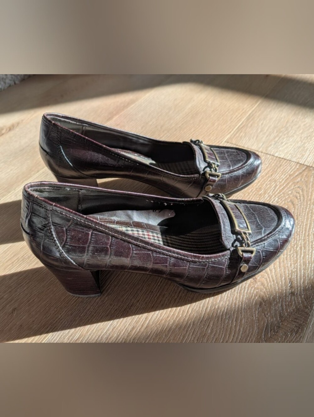 Liz Claiborne block-heel Buckle Pumps